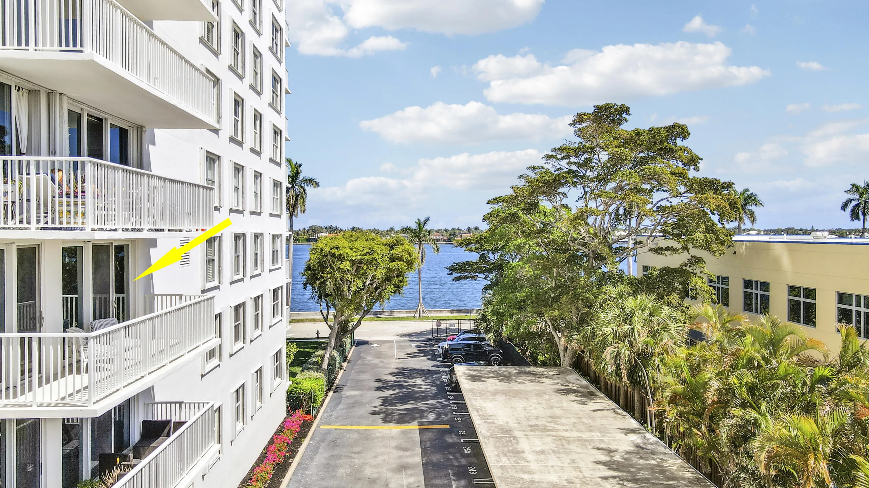 1801 S Flagler, 301