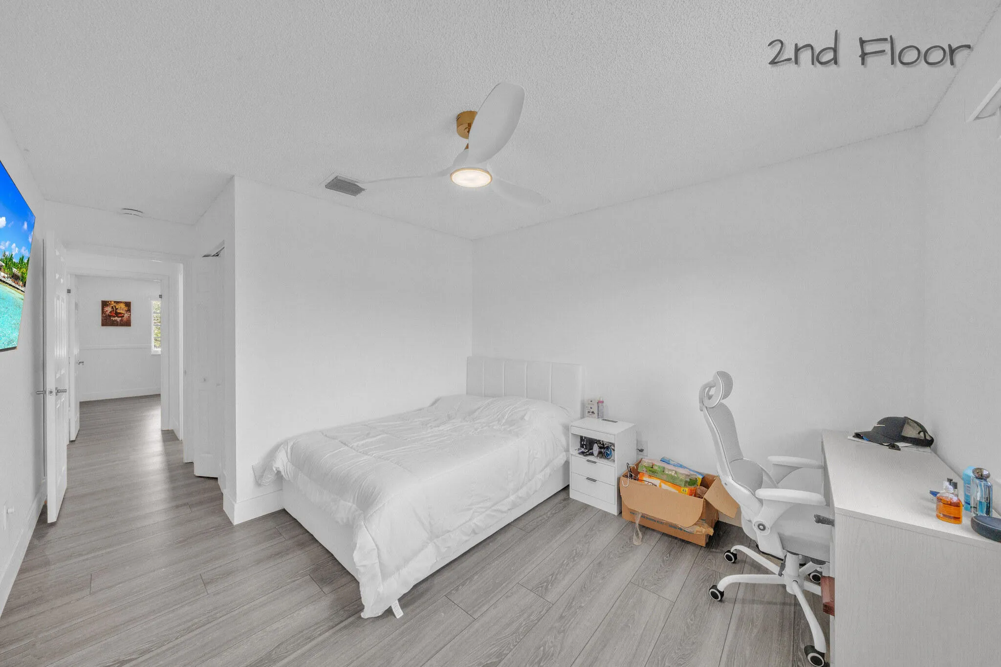23 Guest Bedroom B (3)