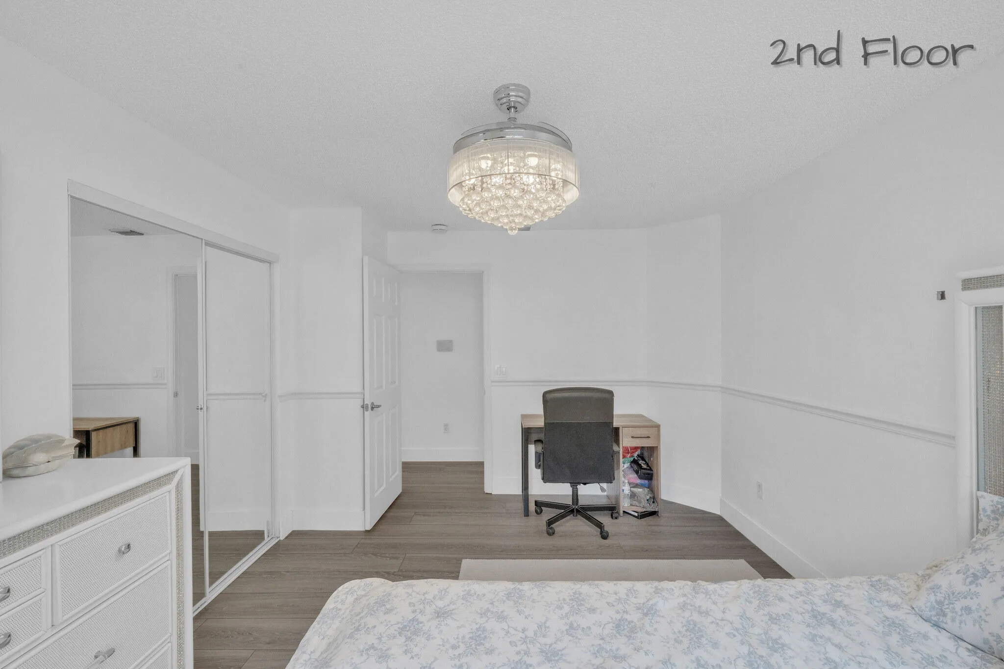 25 Guest Bedroom D (5)