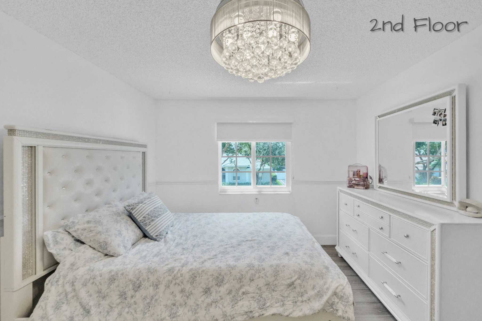 25 Guest Bedroom D (3)