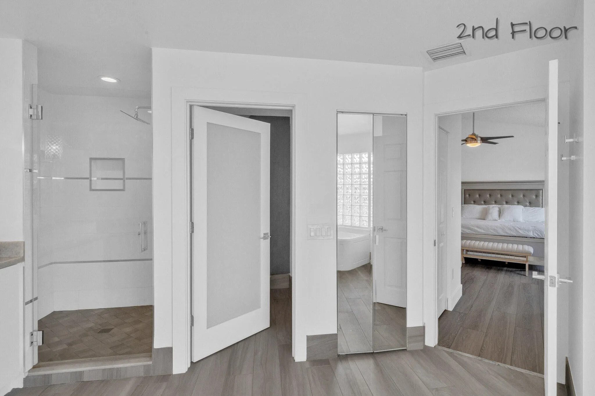 18 Primary Bathroom (7)