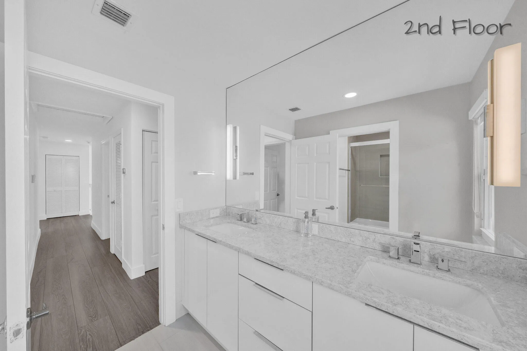 24 Guest Bathroom (3)