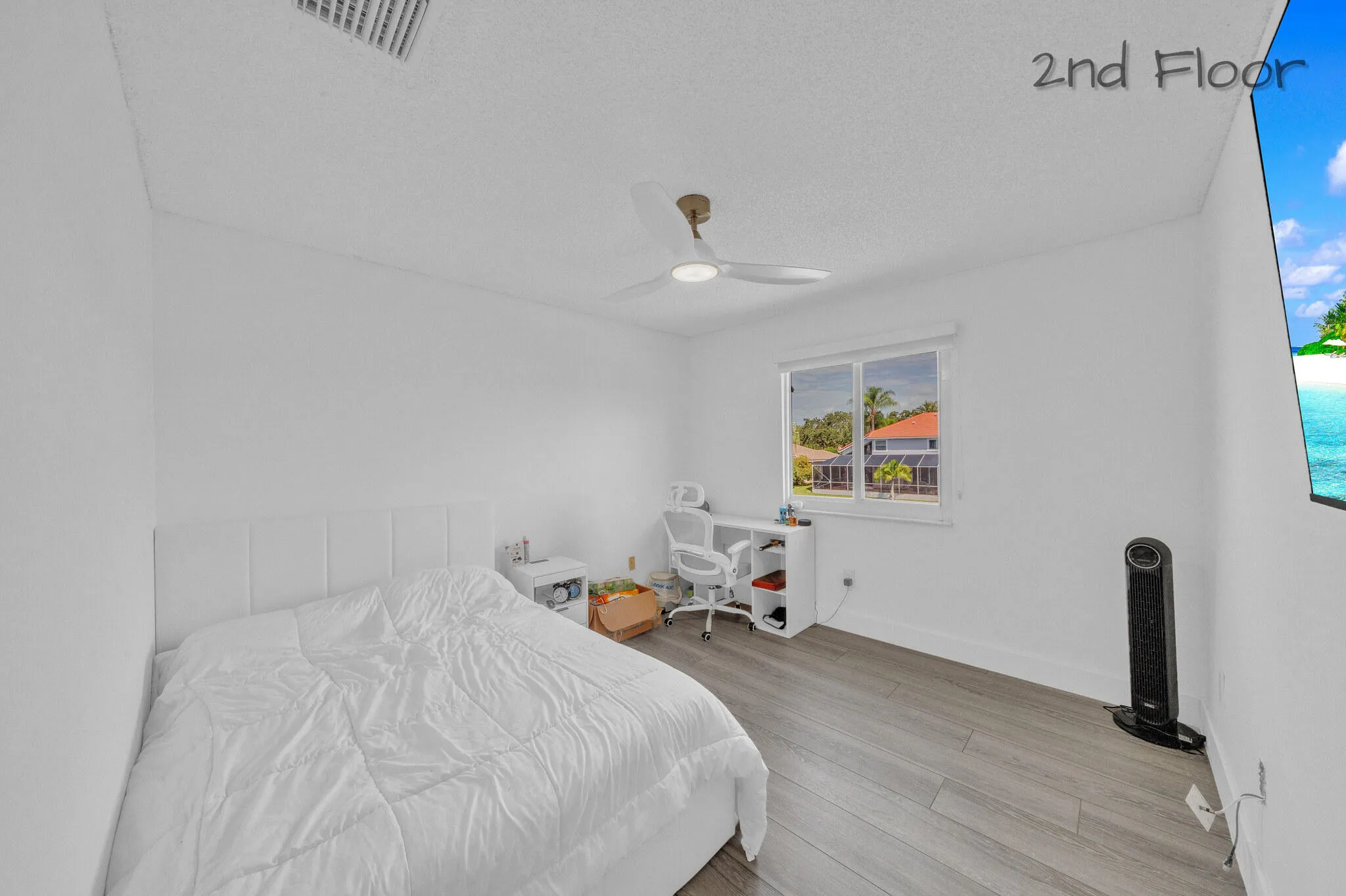 23 Guest Bedroom B (2)