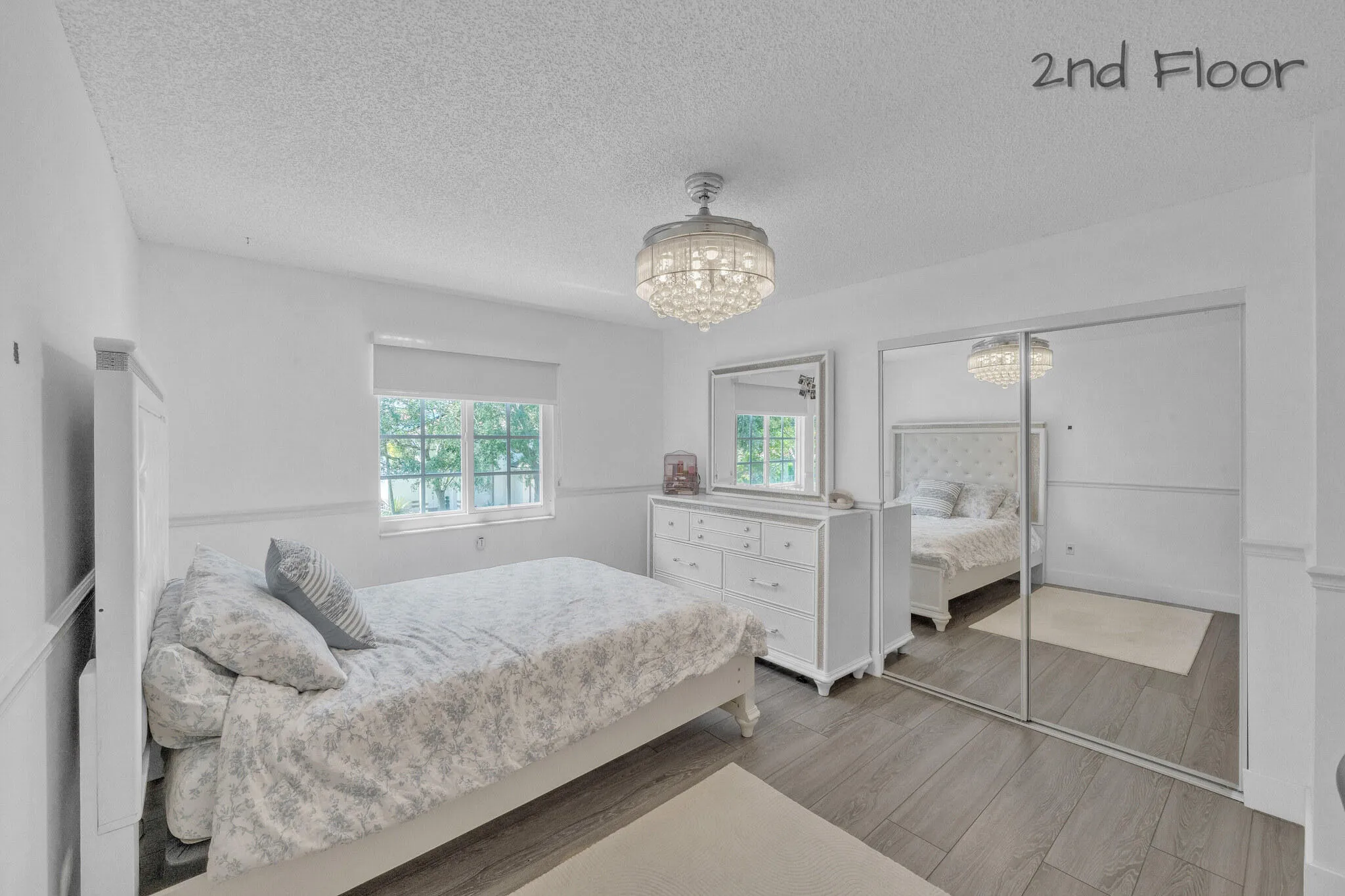 25 Guest Bedroom D (4)