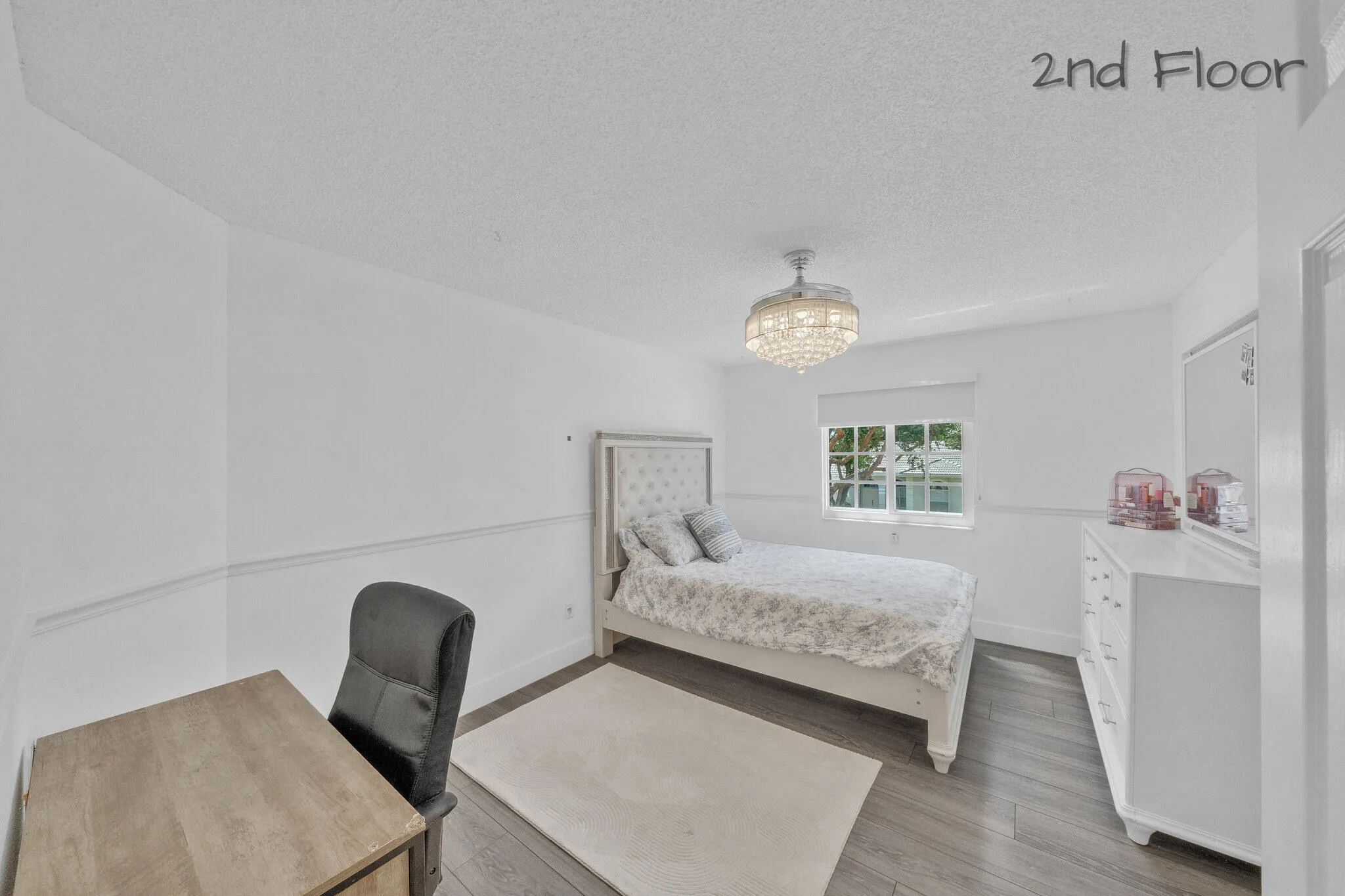 25 Guest Bedroom D (2)