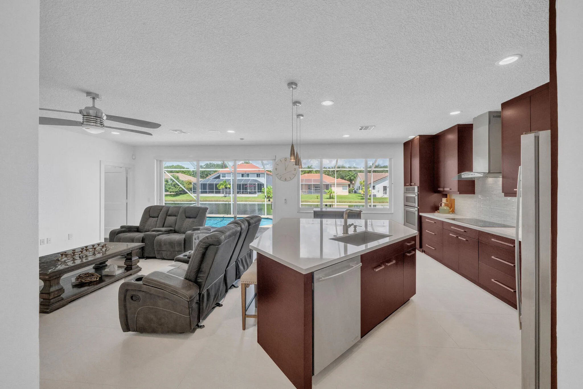4 Kitchen (1)