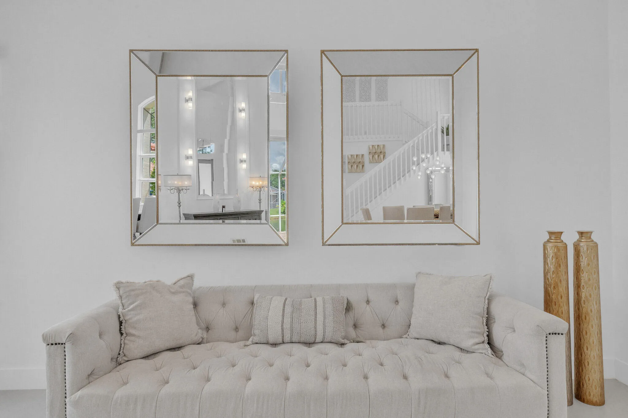 2 Living Area (02)