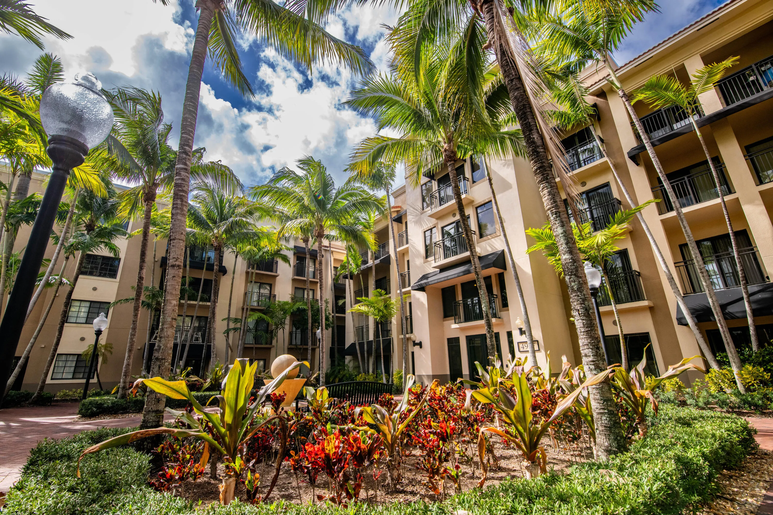 Exterior - Courtyard