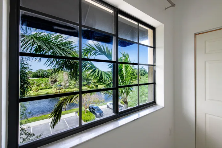 Bedroom 2-Lake View