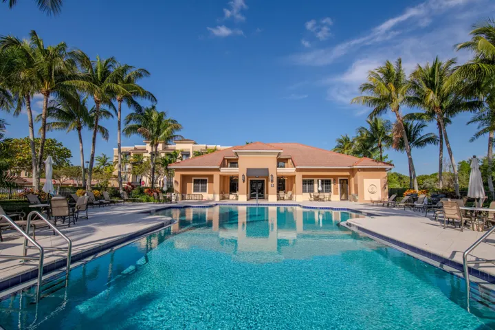 Amenities - Pool