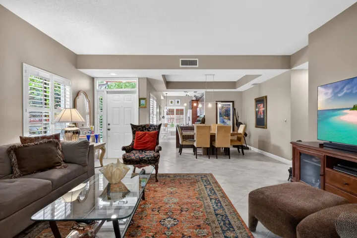 Living Room/Dining Room