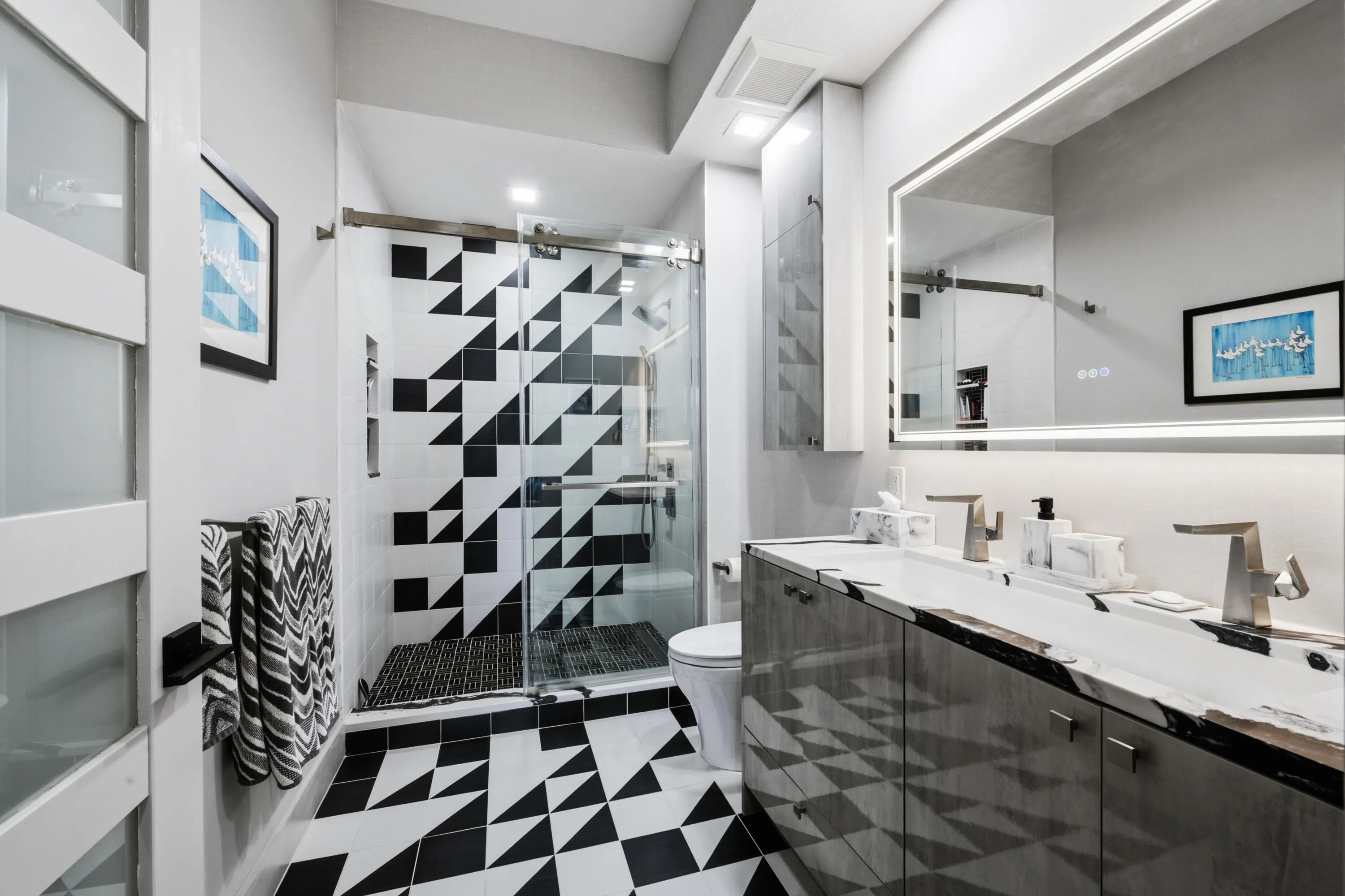 Primary Bath with Dual Sinks