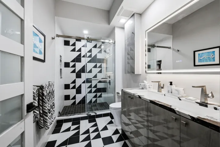 Primary Bath with Dual Sinks