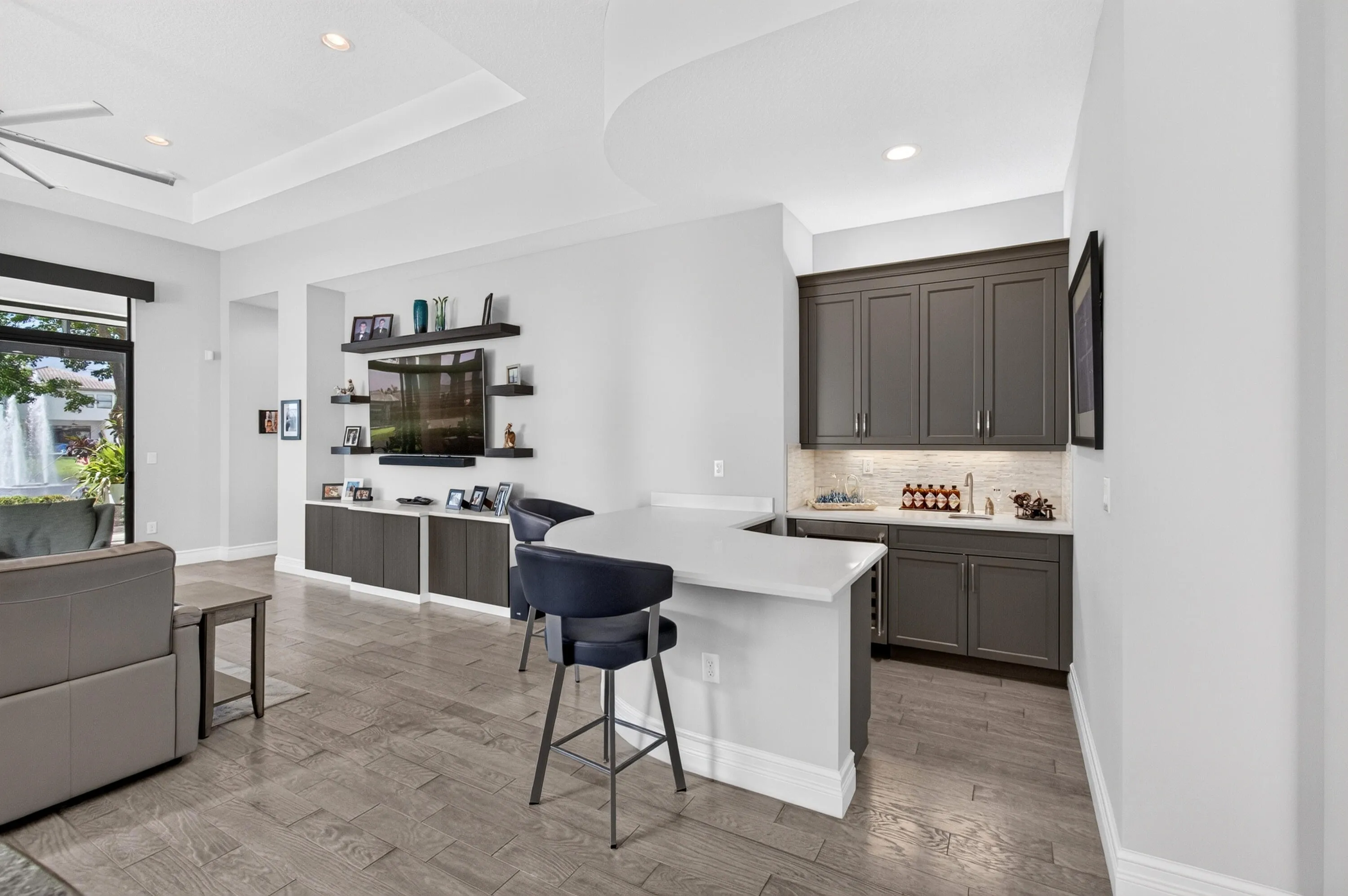 Wet Bar
