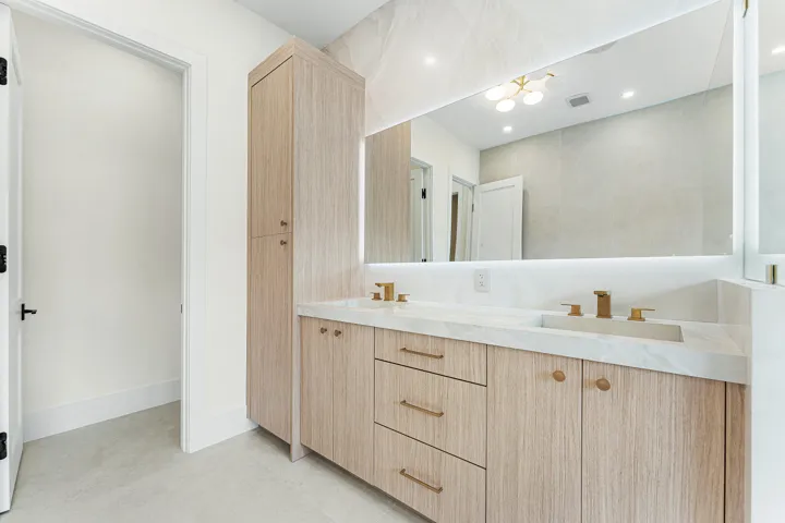 Primary Bath 1