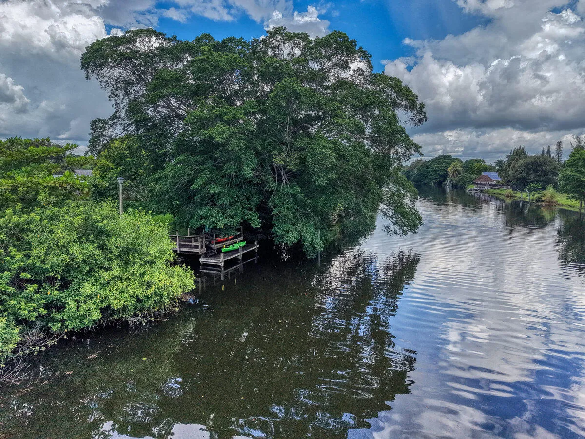 21 Boat Dock (01)