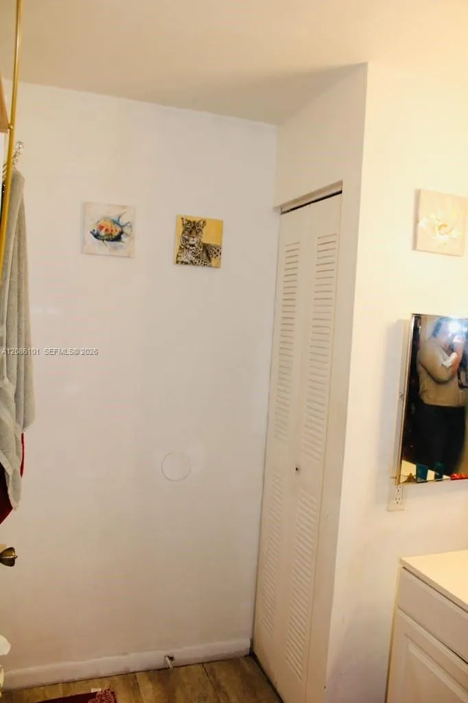 Photo 27