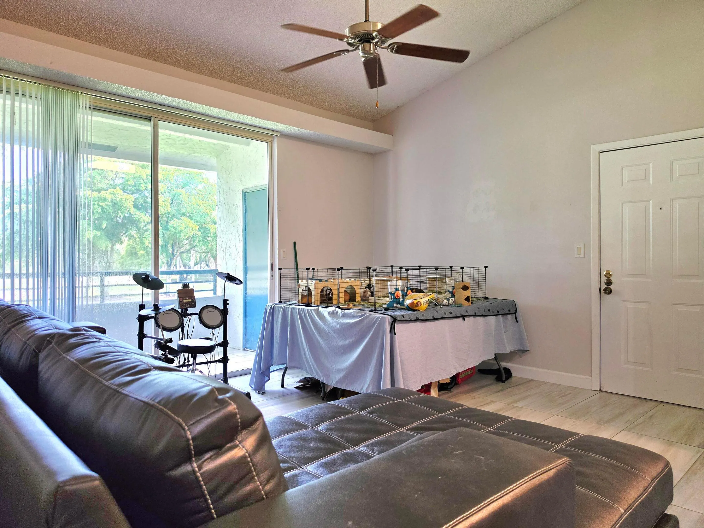 SLIDING DOORS OUT TO YOUR PRIVATE BALCONY WITH STORAGE CLOSET
