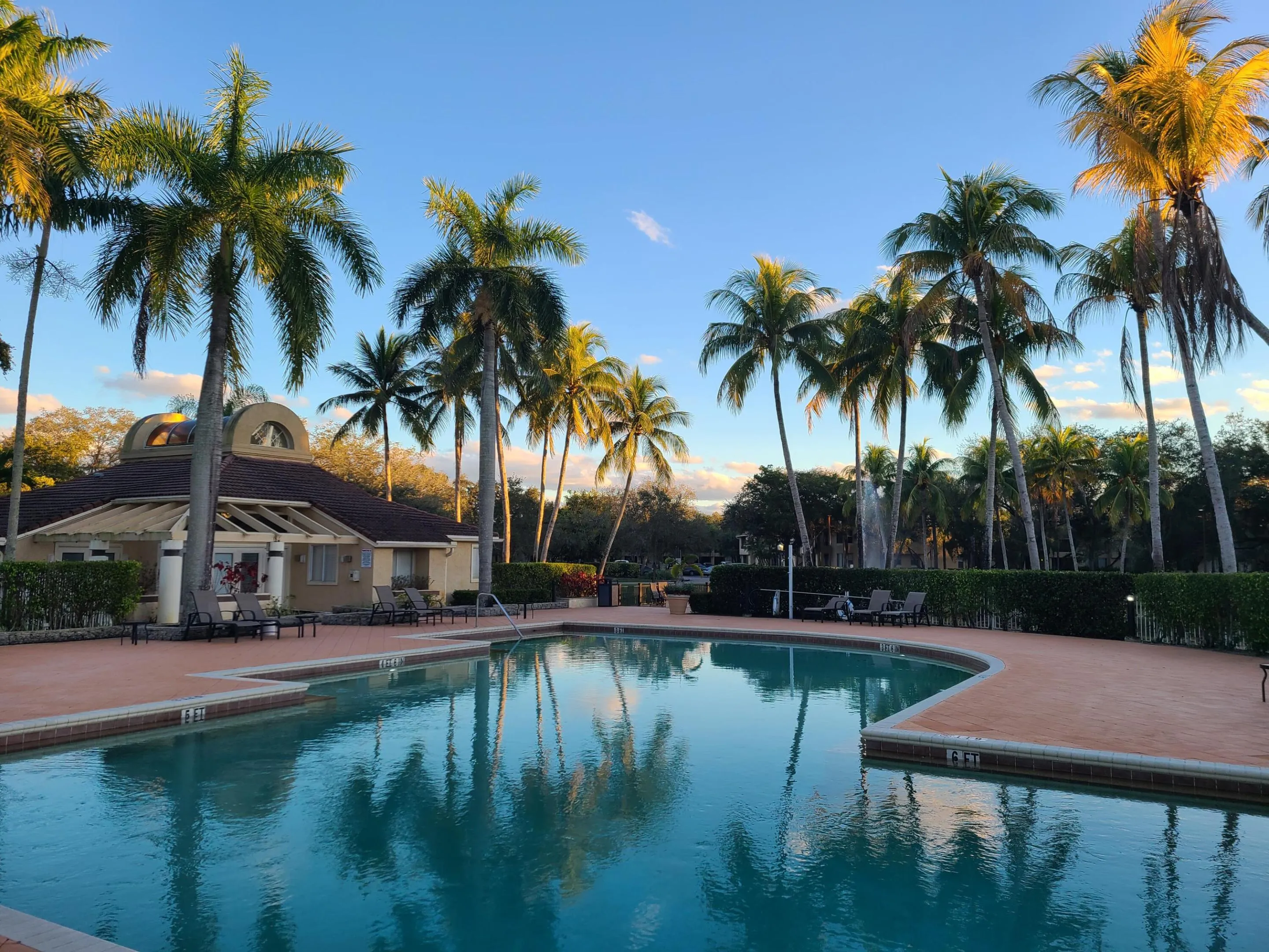 RESORT STYLE POOL