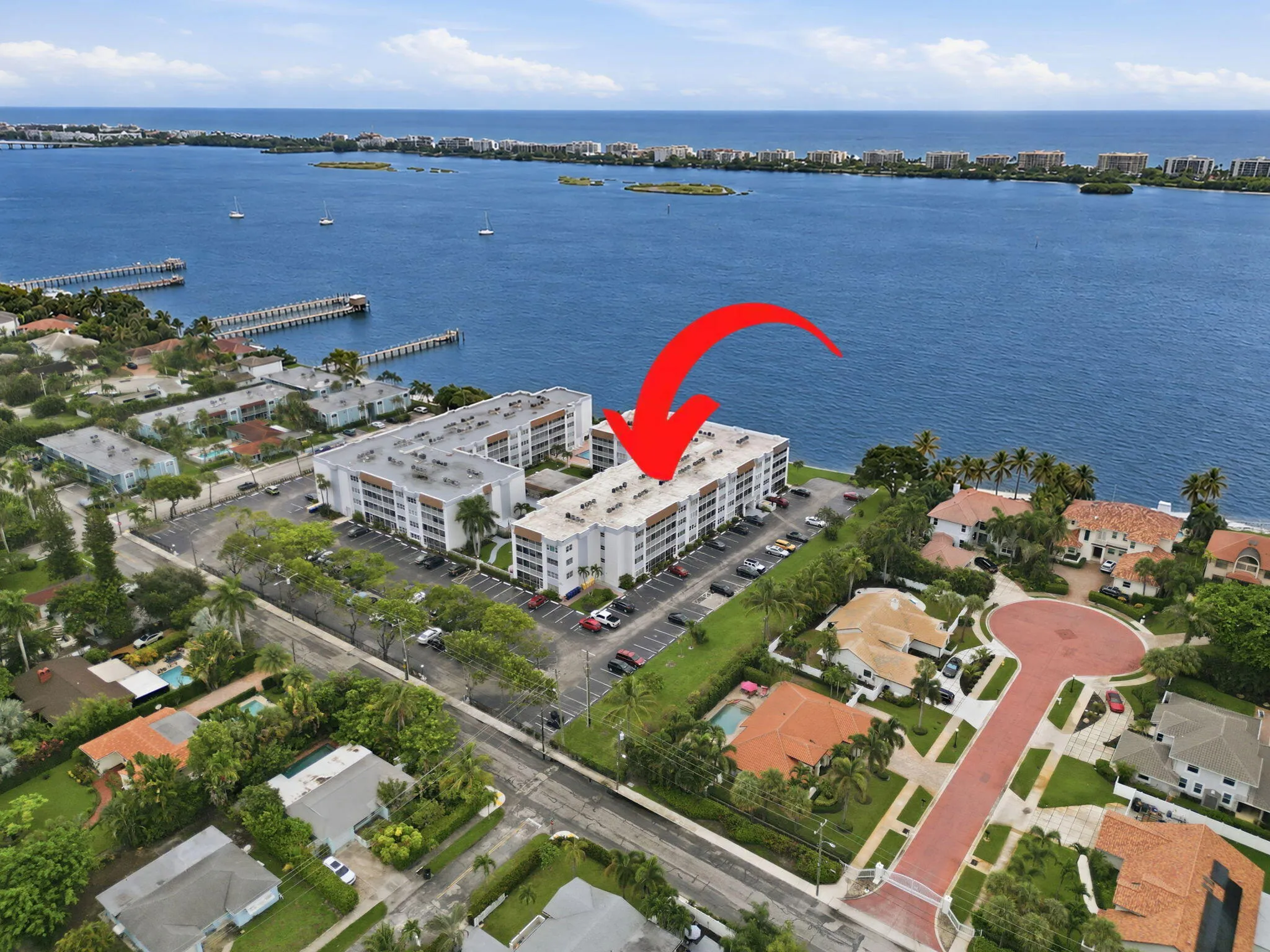 40-web-or-mls-1516_S_Lakeside_Dr_Unit_40
