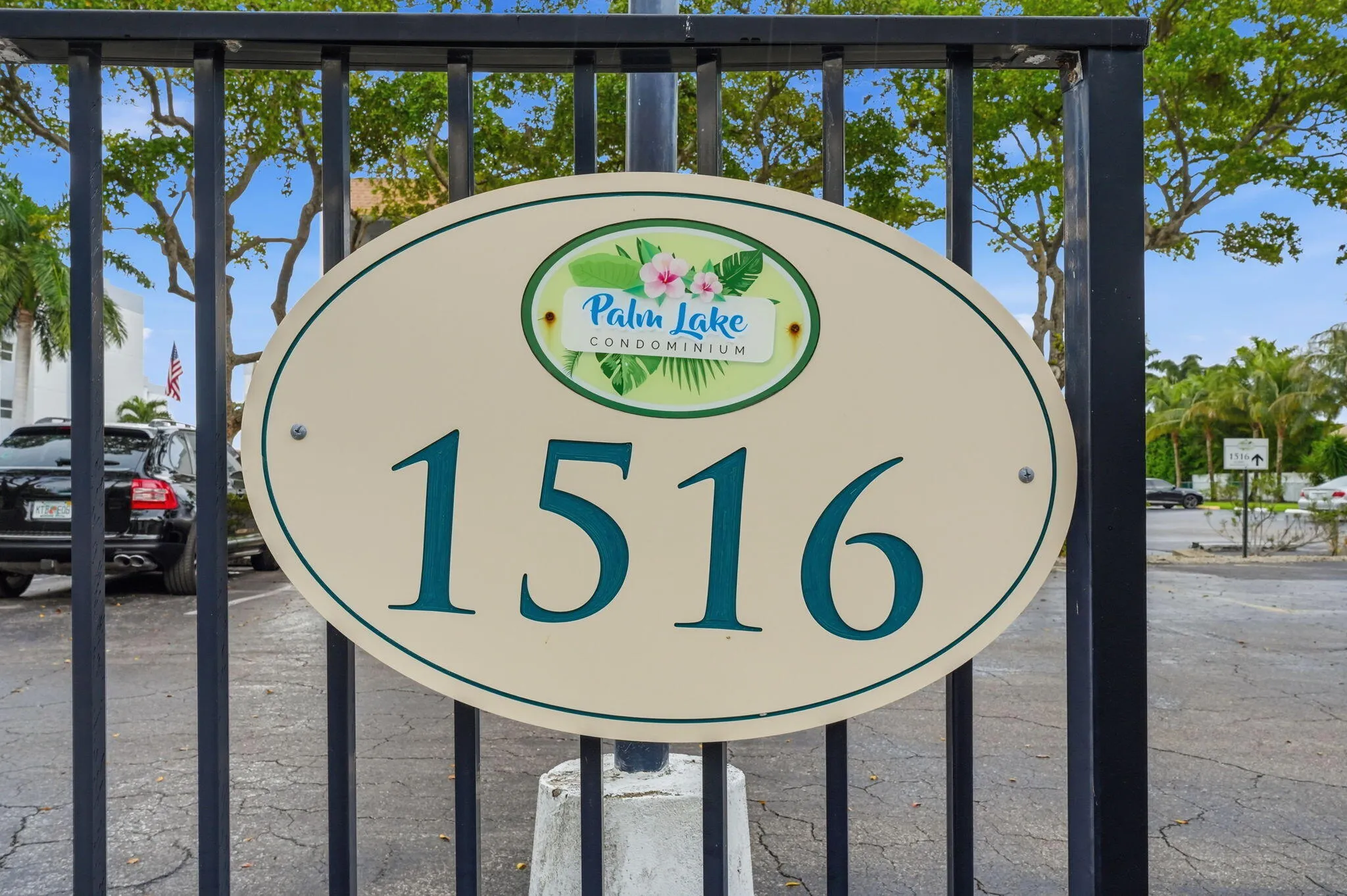 28-web-or-mls-1516_S_Lakeside_Dr_Unit_40