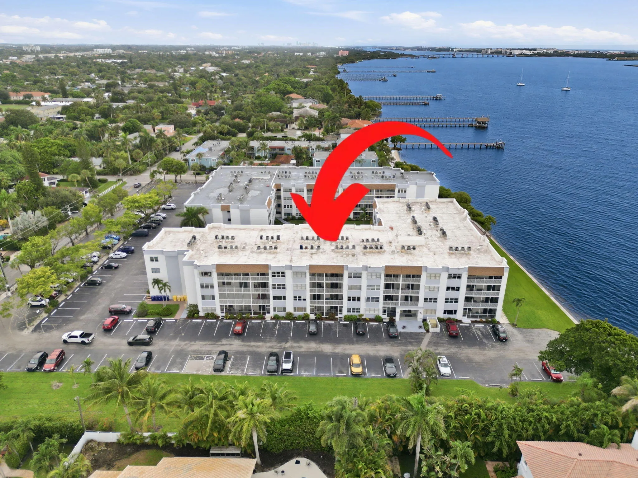 36-web-or-mls-1516_S_Lakeside_Dr_Unit_40