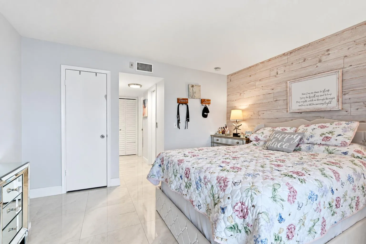 bedroom​​‌​​​​‌​​‌‌​‌‌​​​‌‌​‌​‌​‌​​​‌​​