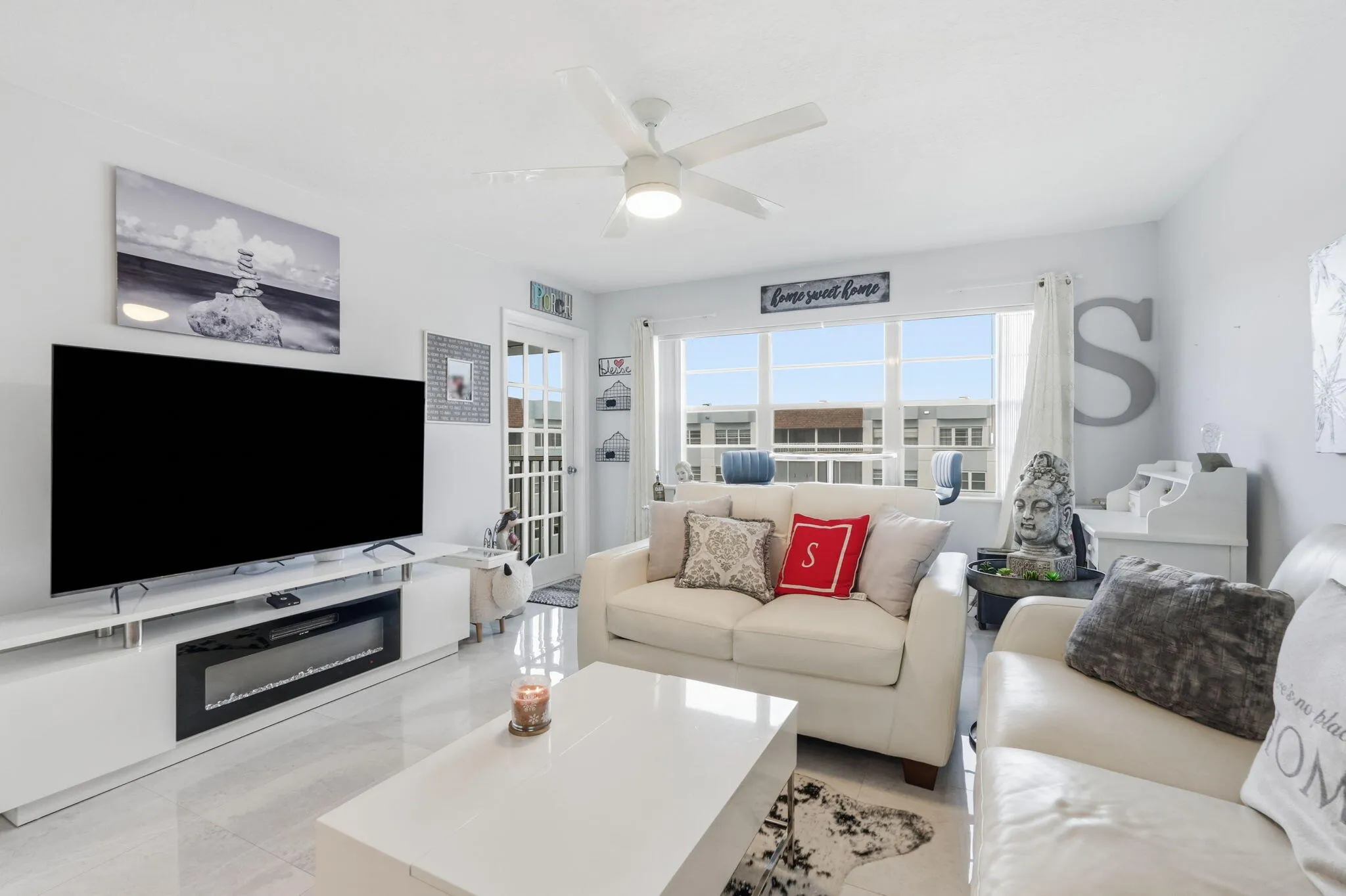 14-web-or-mls-1516_S_Lakeside_Dr_Unit_40