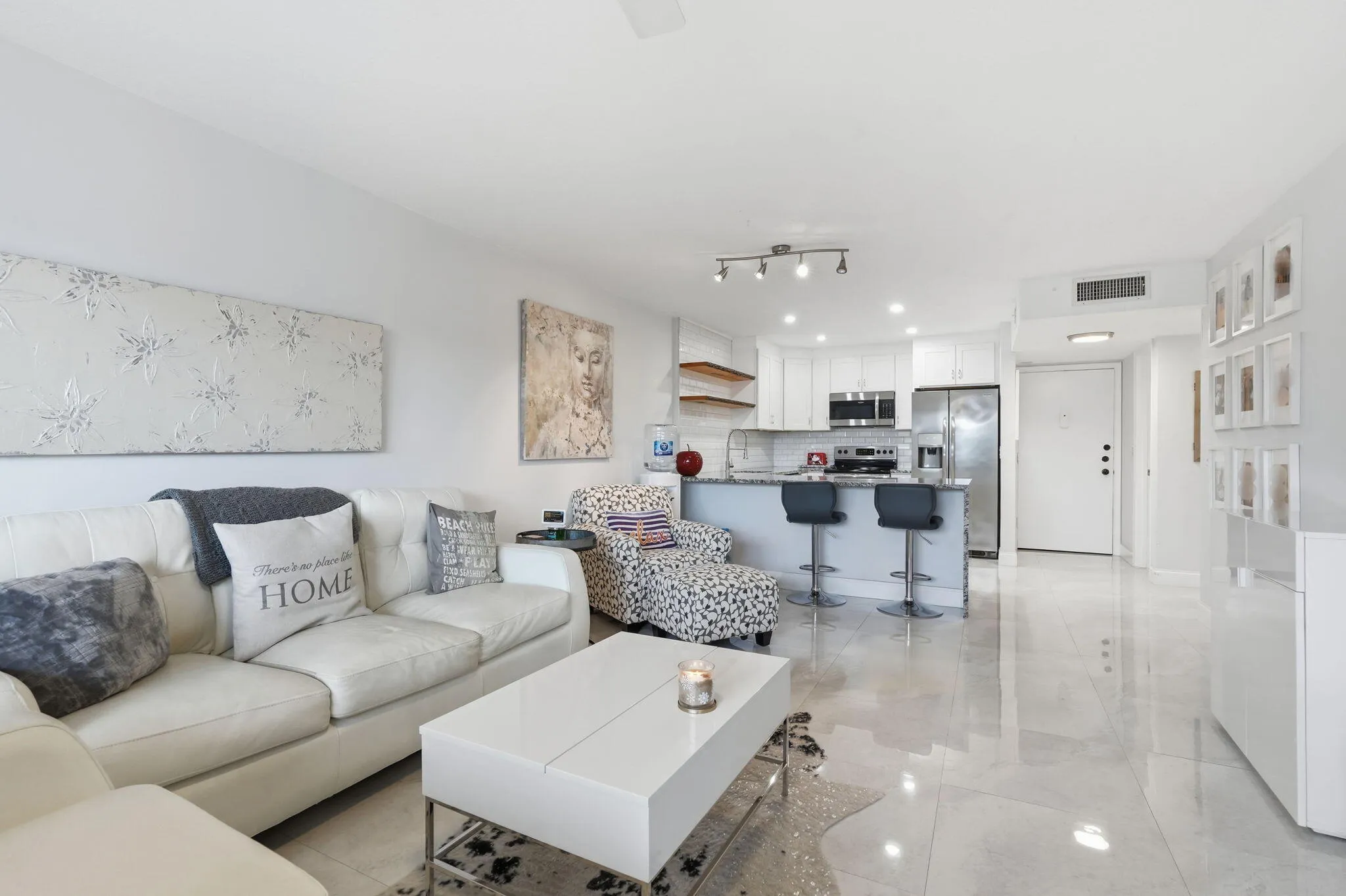 12-web-or-mls-1516_S_Lakeside_Dr_Unit_40
