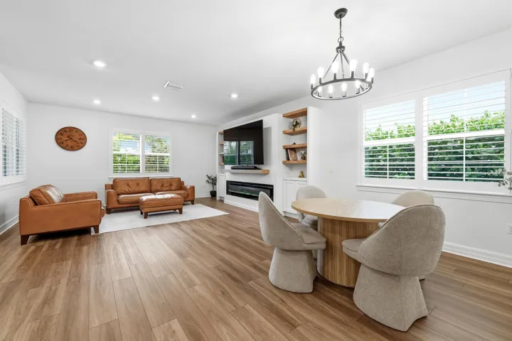 12530 Triumph Lane