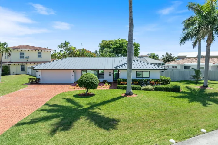 01-4410 NE 24th Ave Light House Point, F