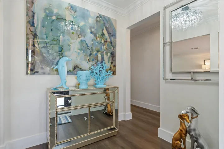 06-4410 NE 24th Ave Light House Point, F
