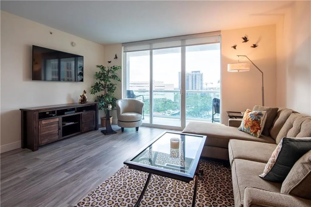 Access to the spacious glass balcony