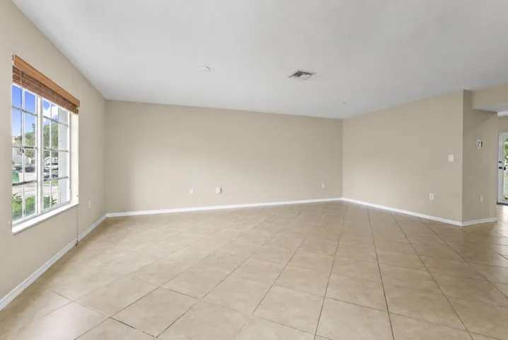 5-web-or-mls-63D77309-F729-4037-9706-C29