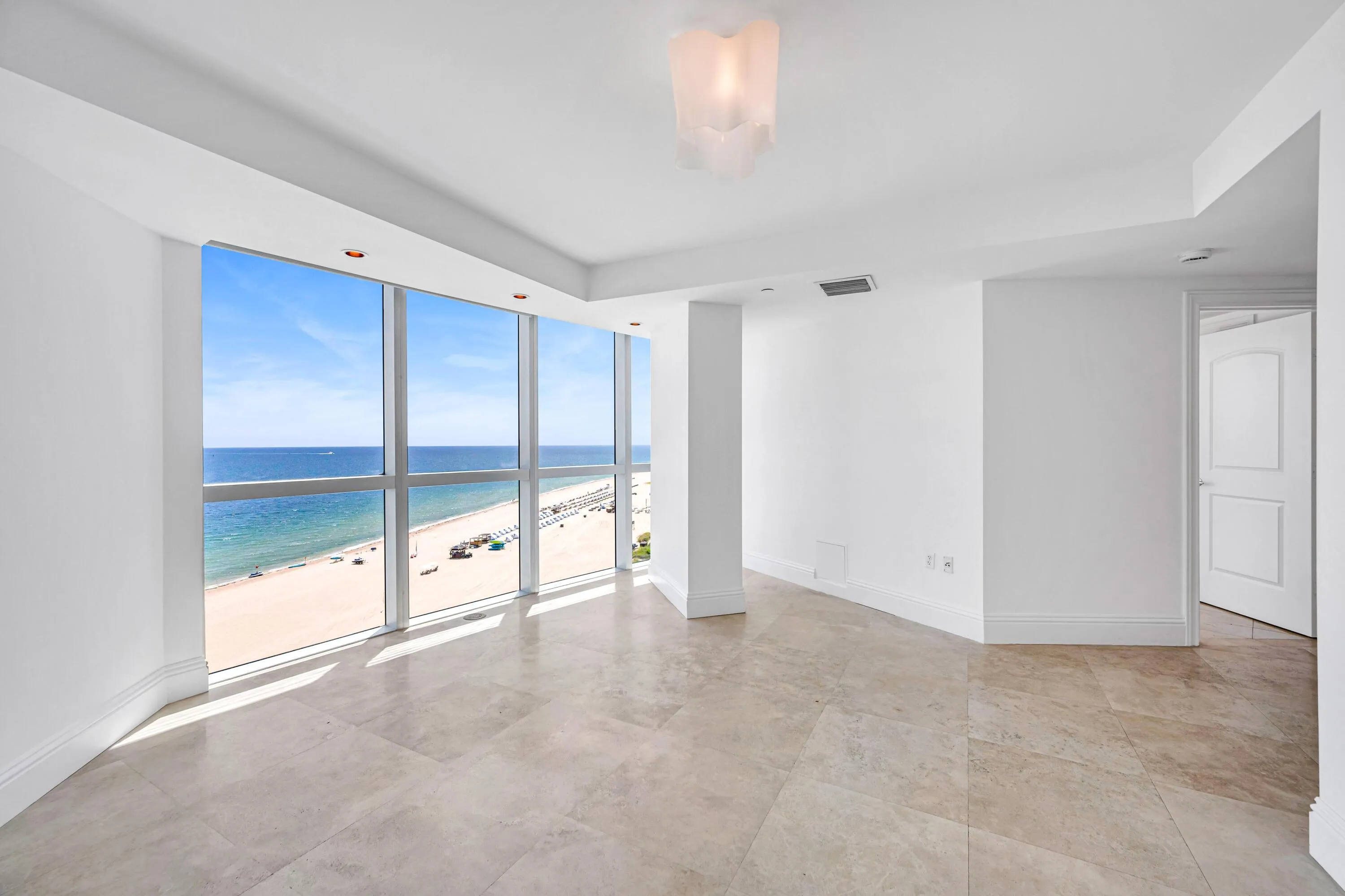 1200 HOLIDAY DR #902-37