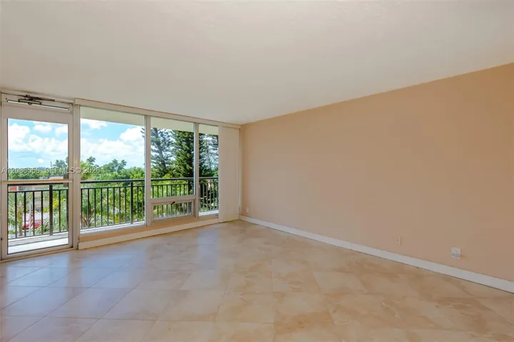 Photo is unfurnished/ pre-tenant
