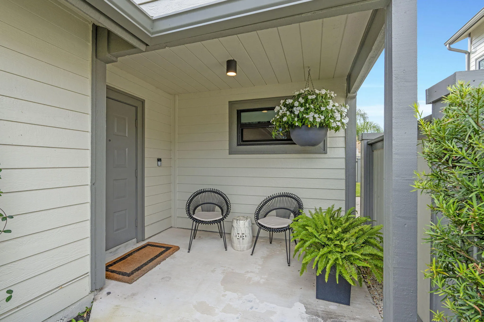 4-web-or-mls-A7409254