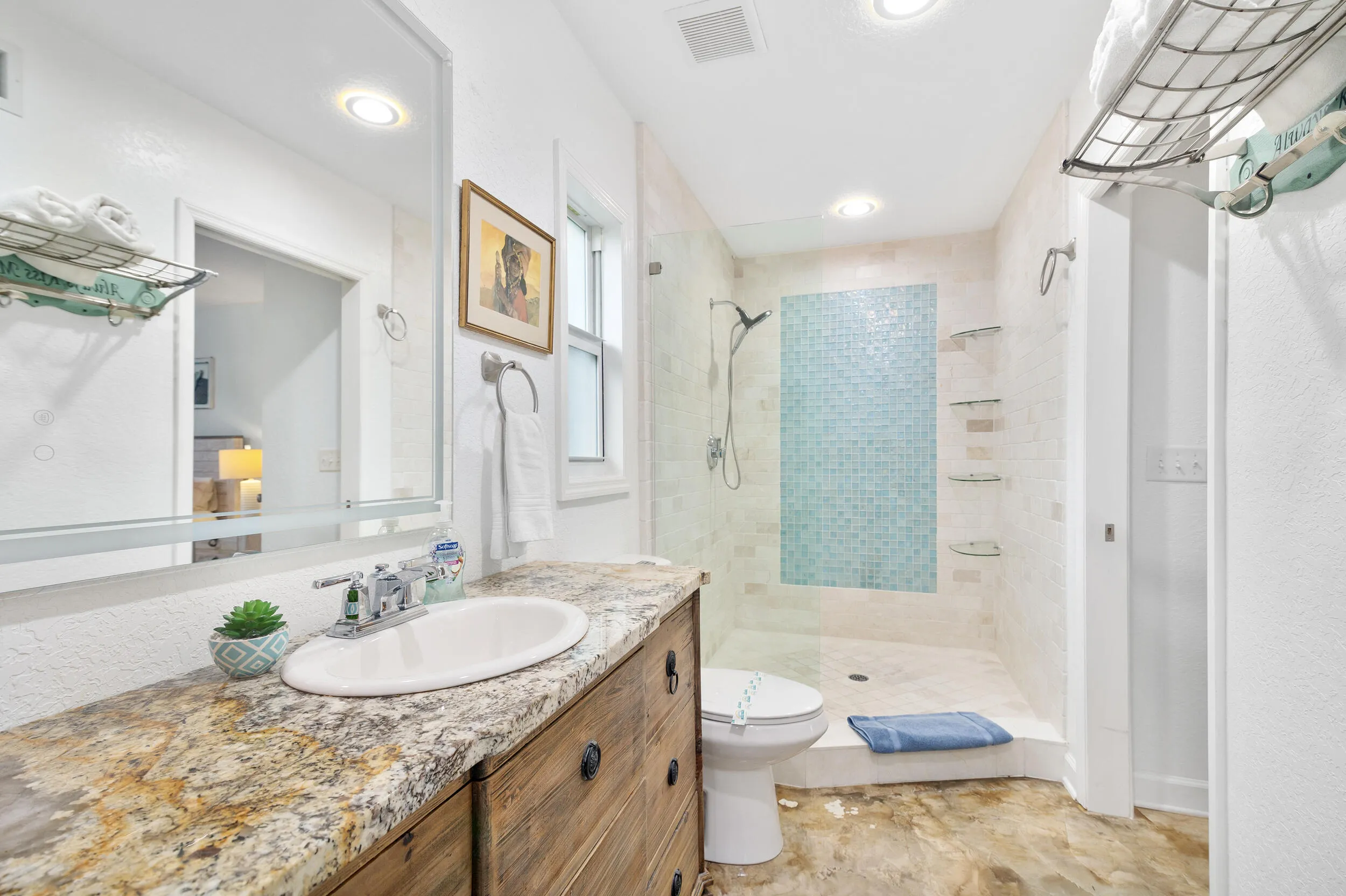 The Palm Oasis in LWB - Bathroom (1)
