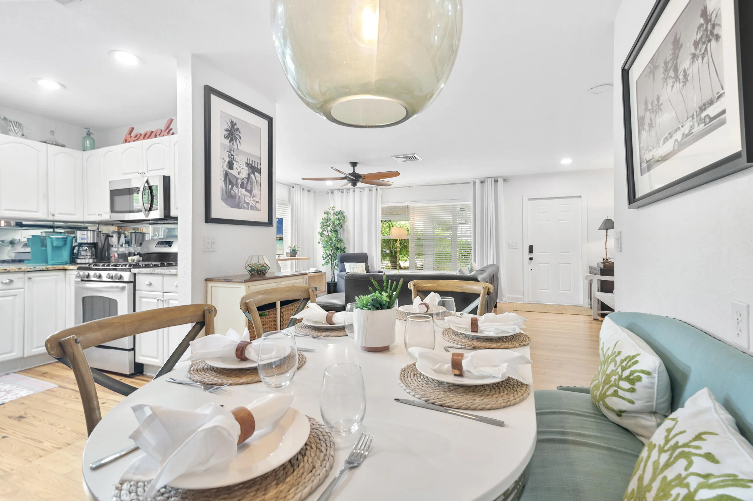 The Palm Oasis in LWB - Dining araea