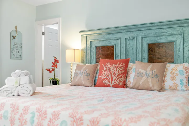 The Palm Oasis in LWB - Bedroom (1)