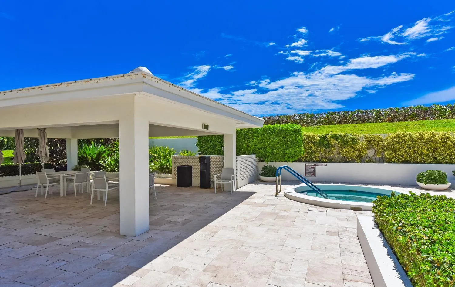 039-004-3300 S Ocean Blvd-1500x948