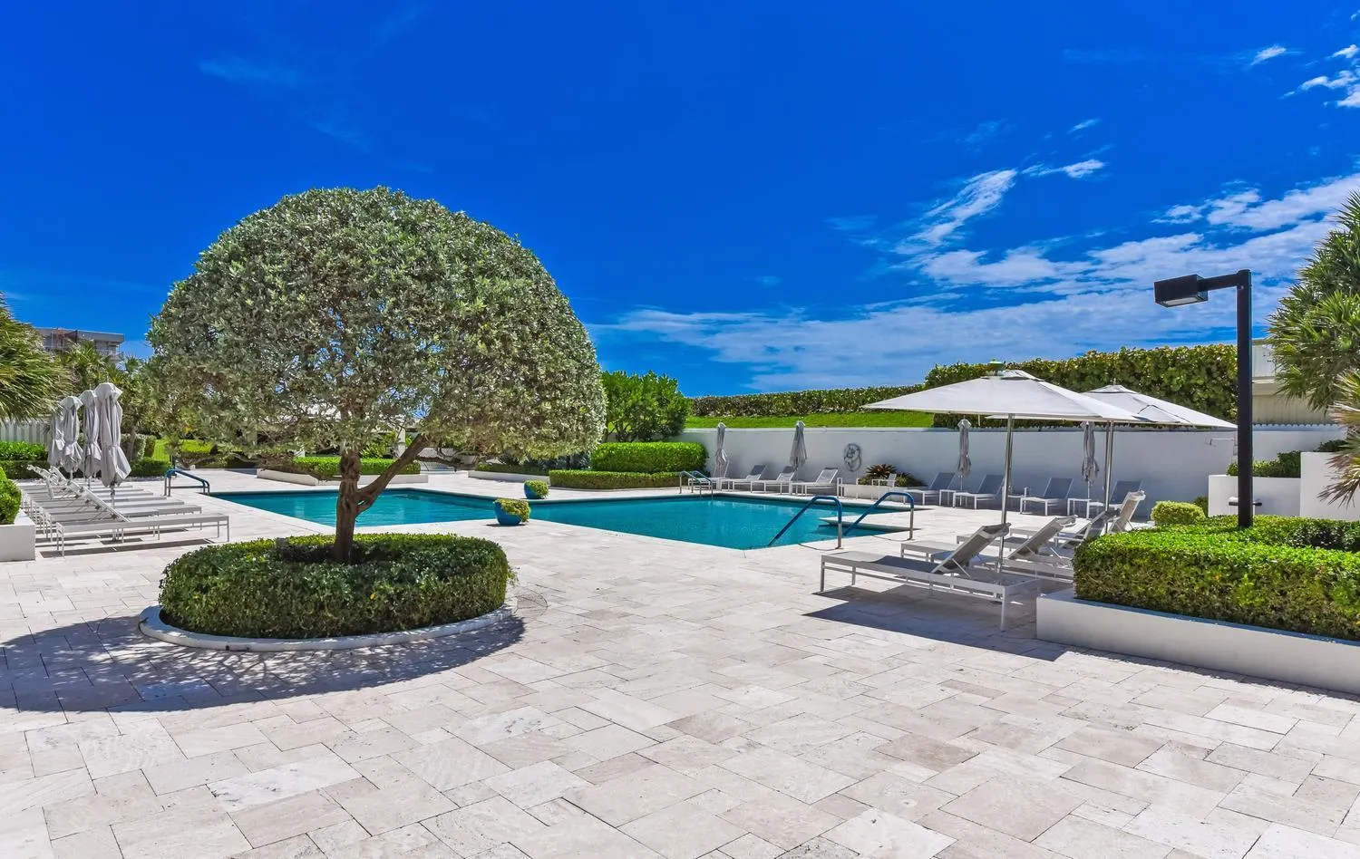 038-020-3300 S Ocean Blvd-1500x948