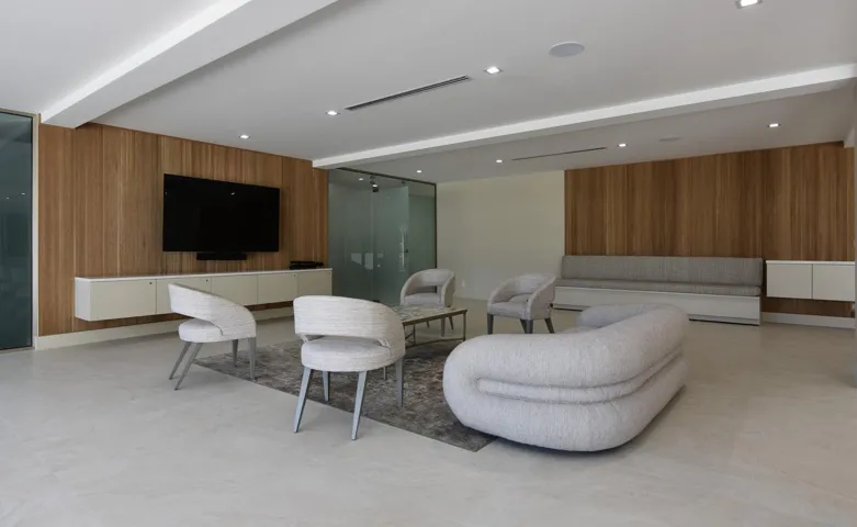 032-010-3300 S Ocean Blvd-1500x921