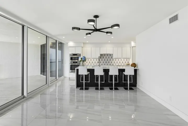 032-010-3300 S Ocean Blvd-1500x921