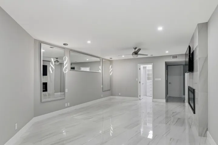 025-045-3300 S Ocean Blvd-1499x1000