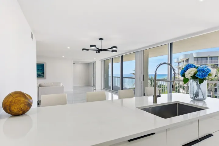 013-032-3300 S Ocean Blvd-1499x1000