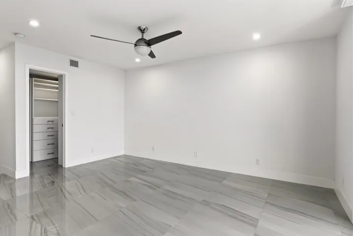 021-028-3300 S Ocean Blvd-1499x1000