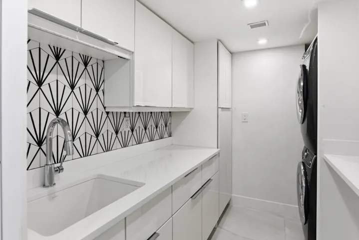 017-043-3300 S Ocean Blvd-1499x1000