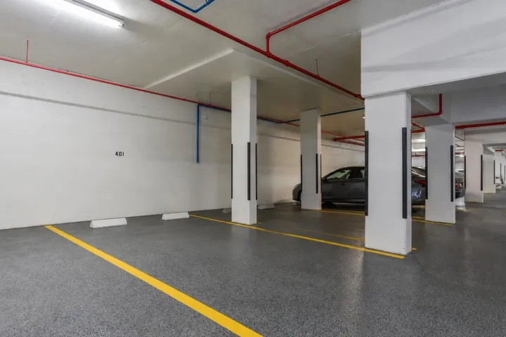 046-025-Garage-1500x1000