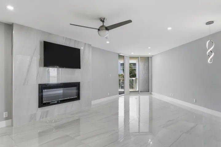 026-026-3300 S Ocean Blvd-1499x1000
